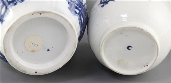 A Caughley blue and white floral spittoon, c.1780 and a Caughley fisherman and cormorant pattern mask jug, height 12cm and 18cm